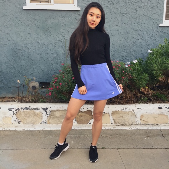 Adidas tennis skirt - Picture 3 of 3